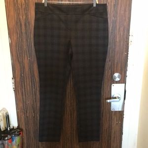 DALIA Black/Gray Dress Pant Size 16